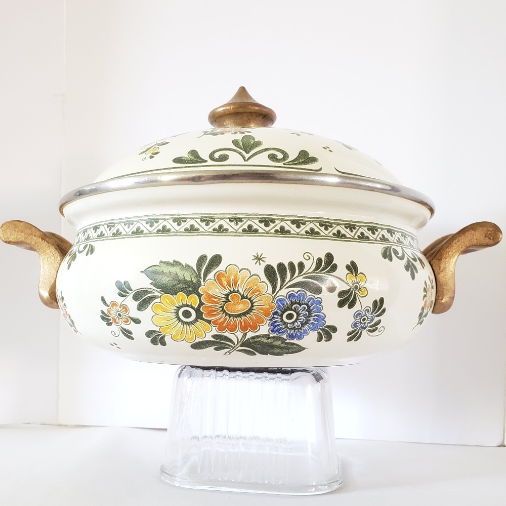COLLECTABLE VTG FISSLER ASTA ENAMEL POT 8" BRASS
